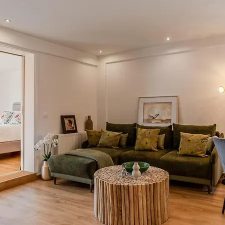 Delimare, Acropolis & Sea View Rooftop, Paleo Faliro Apartment *